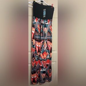 Boohoo Bandau maxi dress Size 8, NWT